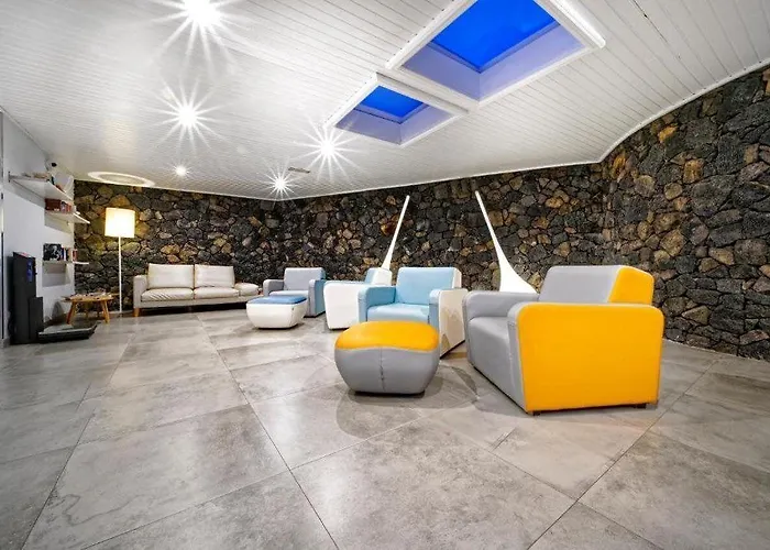 Aqua Ξενοδοχείο 4*