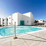 Aqua 4*