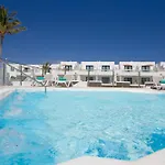 Ξενοδοχείο Aqua 4*