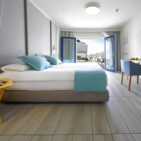 Hotel Aqua 4*