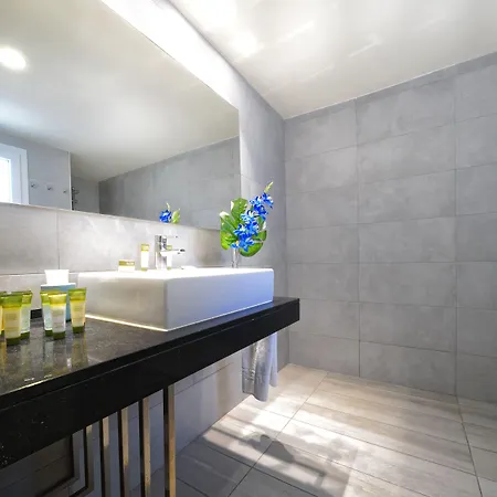 Aqua فندق بويرتو ذيل كارمين