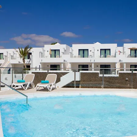فندق Aqua 4*