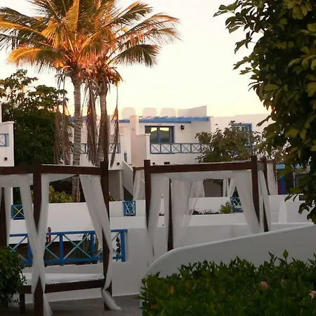 Aqua فندق 4*